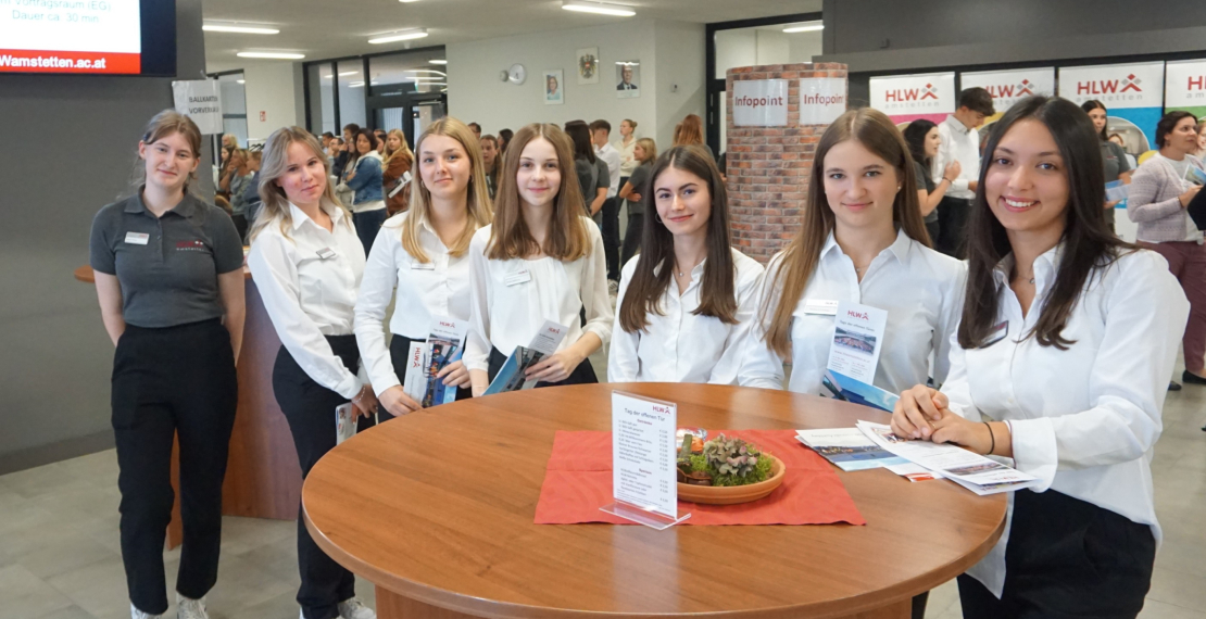 HLW AMSTETTEN ÖFFNETE DIE TÜREN FÜR INTERESSIERTE